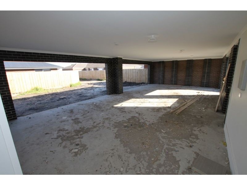 54 Diamond Drive, Koo Wee Rup VIC 3981