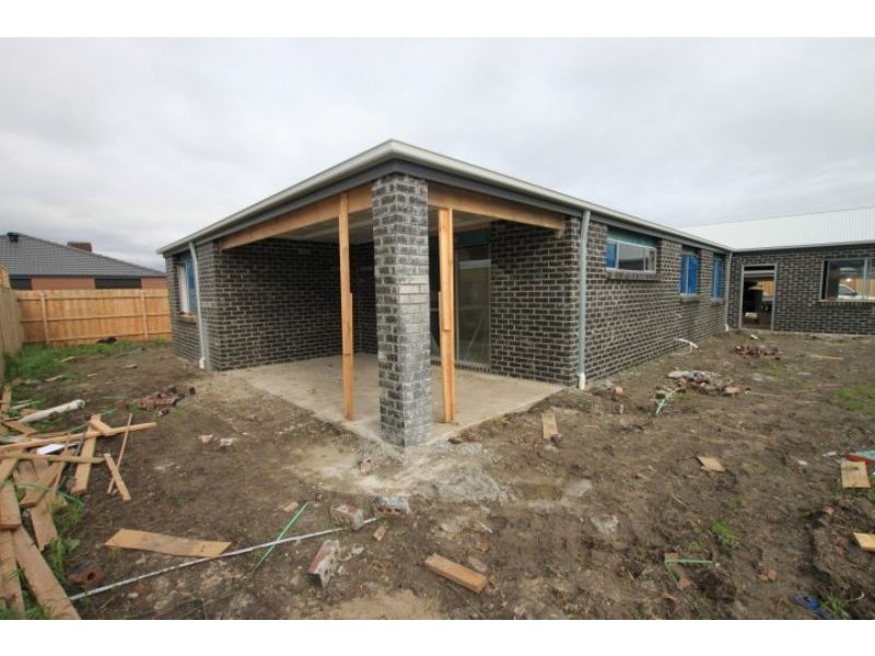 54 Diamond Drive, Koo Wee Rup VIC 3981