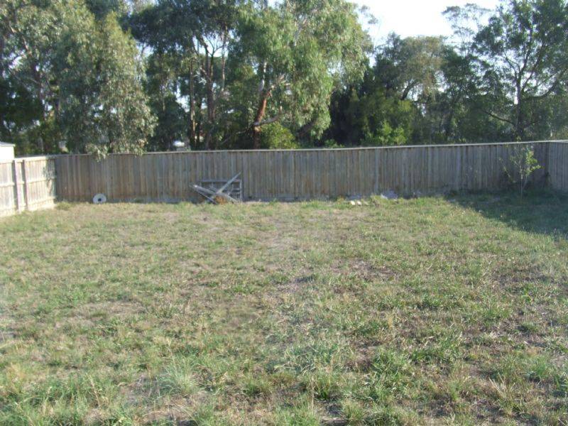 33 Hammerwood Green, Officer VIC 3809