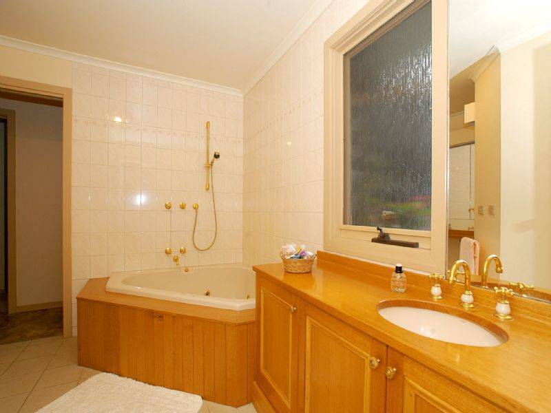 104 Peterson Road , Officer VIC 3809