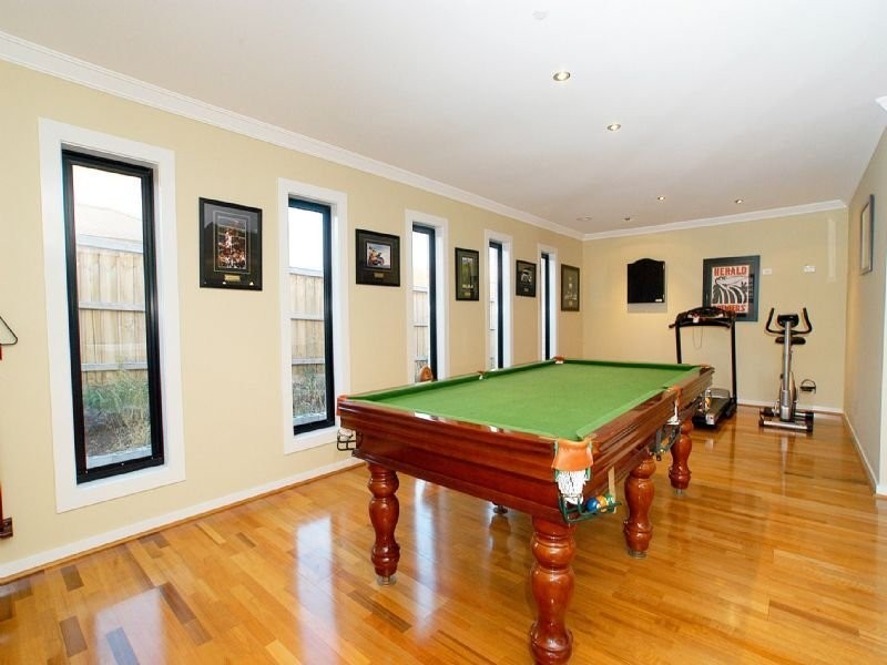 16 Viewgrand Drive, Berwick VIC 3806