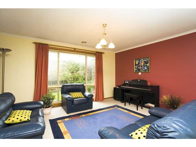 57 Melville Park Drive, Berwick VIC 3806