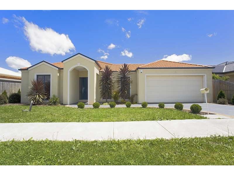 7 Terri Ester Drive, Berwick VIC 3806