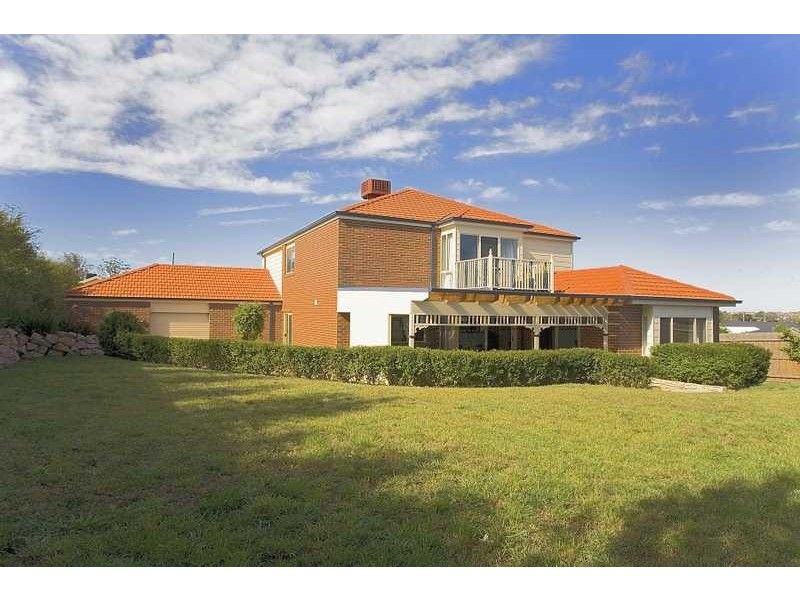 7 Scott Lee Drive, Beaconsfield VIC 3807