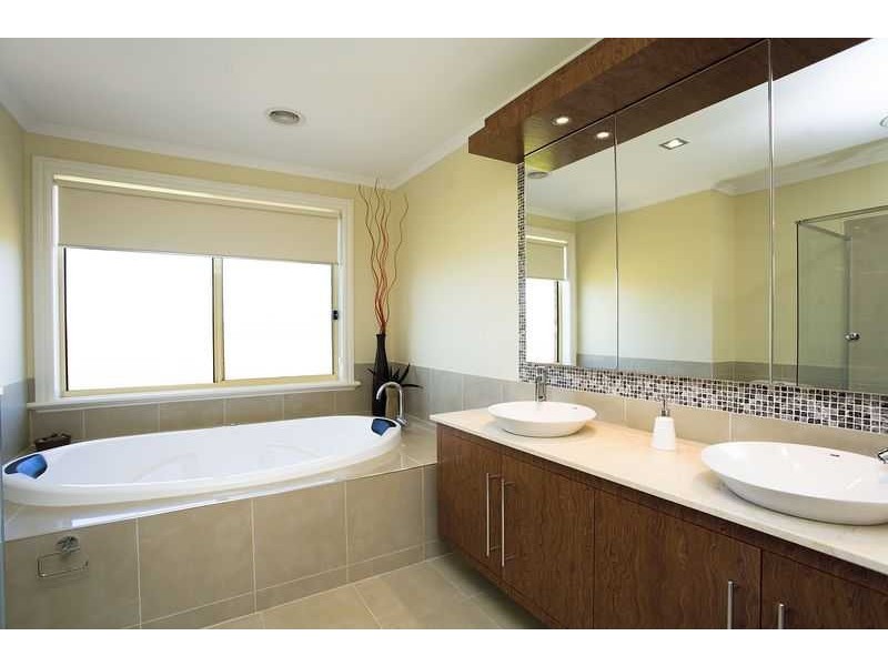 7 Scott Lee Drive, Beaconsfield VIC 3807