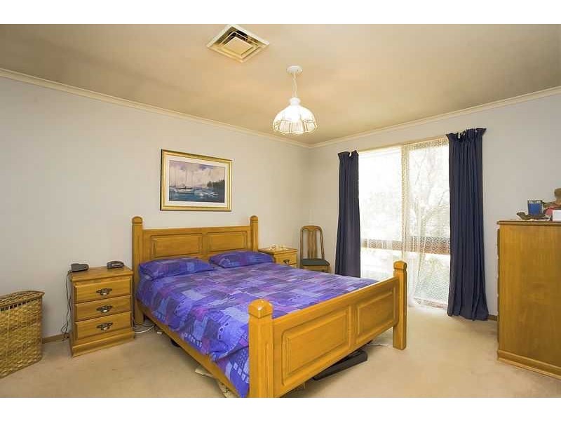 59 Collins Crescent, Berwick VIC 3806