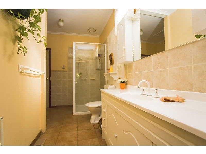 3 Ayr Court, Berwick VIC 3806