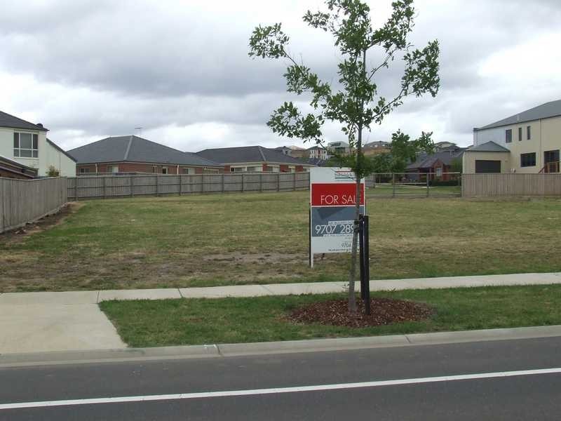 48 Bridgewater Boulevard, Berwick VIC 3806