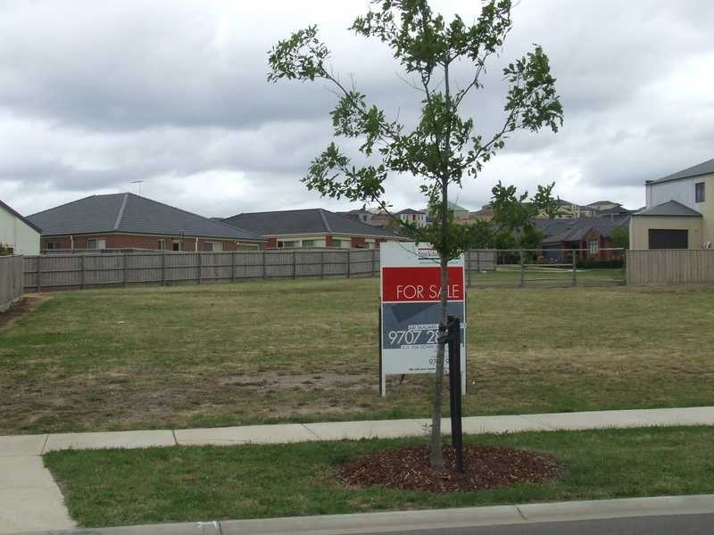 48 Bridgewater Boulevard, Berwick VIC 3806