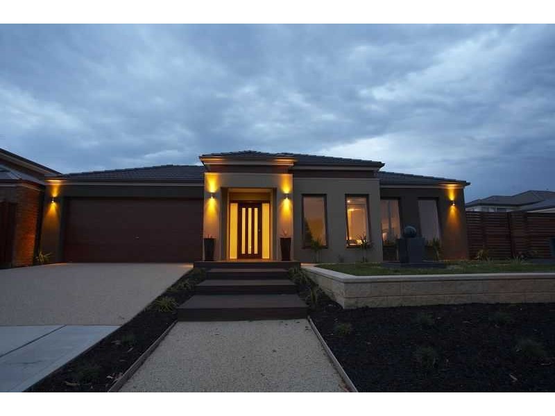 3 Marsh Grove, Berwick VIC 3806