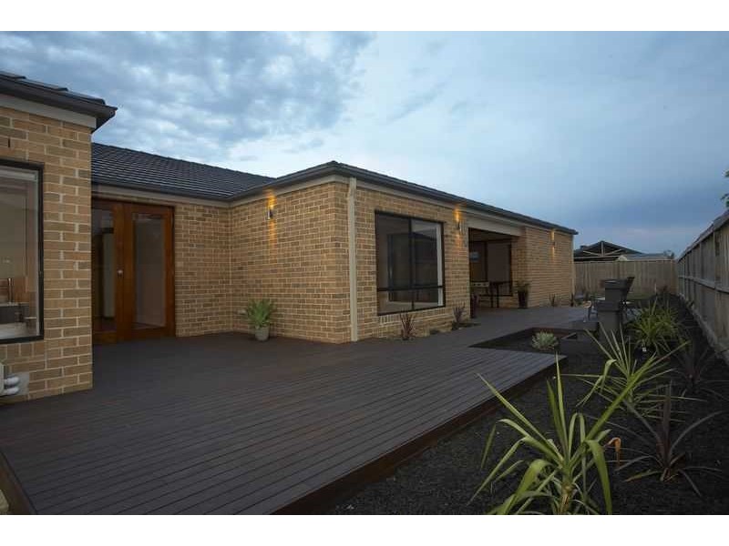 3 Marsh Grove, Berwick VIC 3806