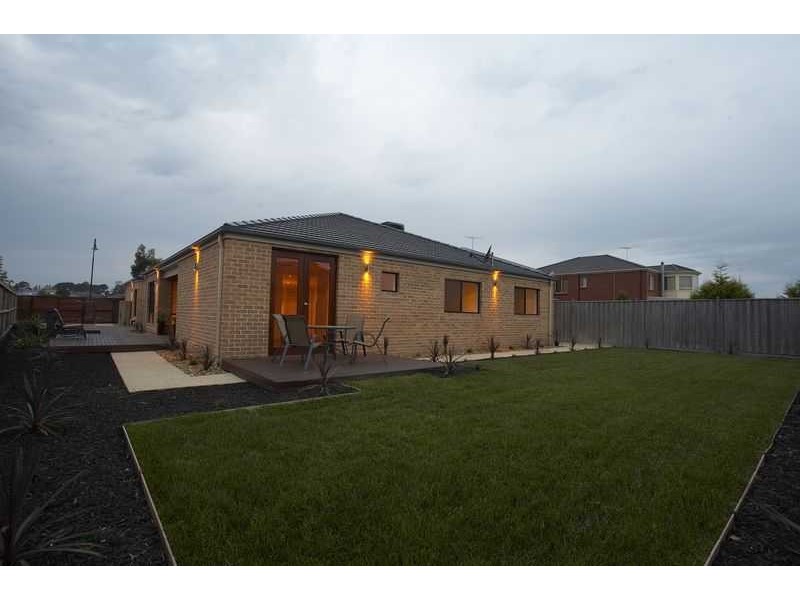 3 Marsh Grove, Berwick VIC 3806