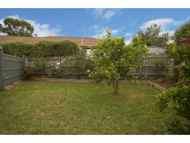 7 Hawker Gardens, Berwick VIC 3806