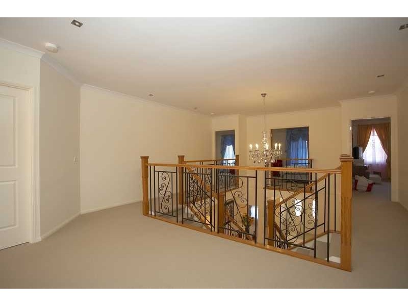 53 Piermont drv, Berwick VIC 3806