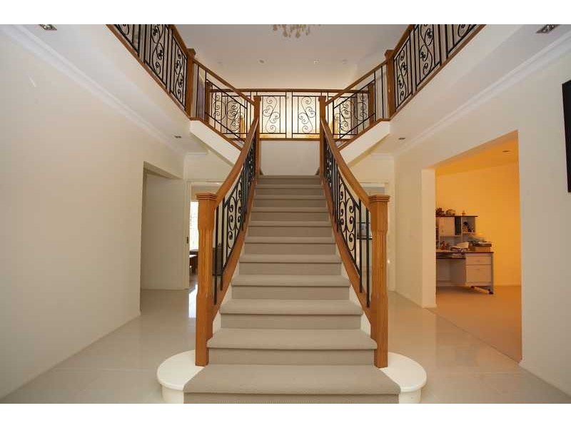 53 Piermont drv, Berwick VIC 3806