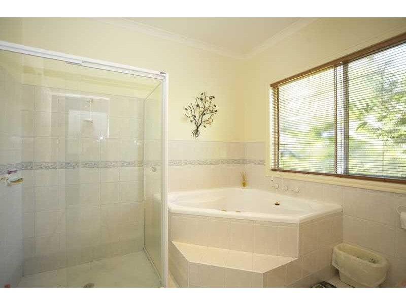 6 Wilona way, Berwick VIC 3806