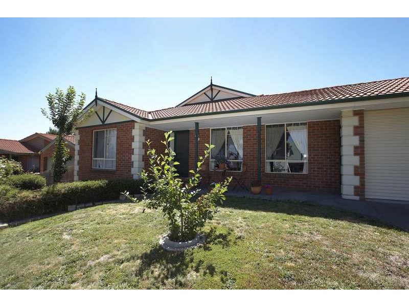 10 Glendale Crescent, Berwick VIC 3806