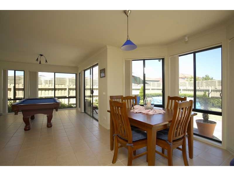5 Jeune Dve, Berwick VIC 3806