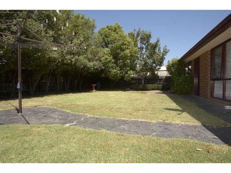 36 County Drive, Berwick VIC 3806