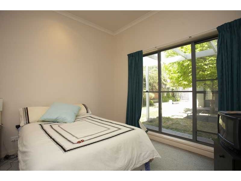 15 Theodore TCE, Berwick VIC 3806
