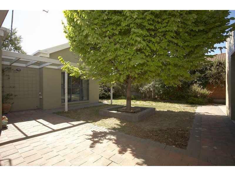 15 Theodore TCE, Berwick VIC 3806