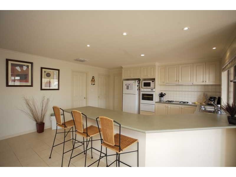 58 Hartland Circiut, Pakenham VIC 3810