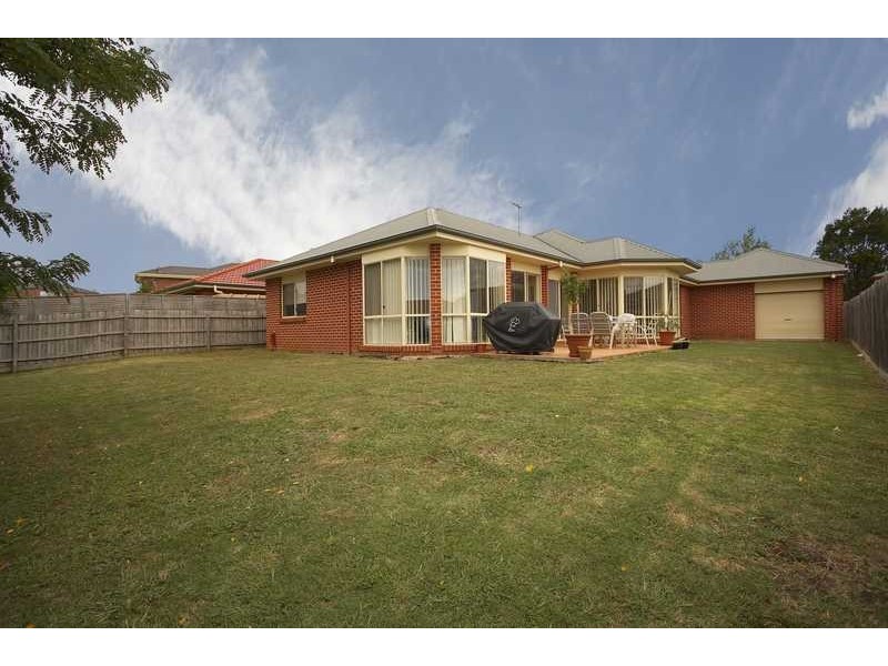 51 Albrecht Avenue, Berwick VIC 3806