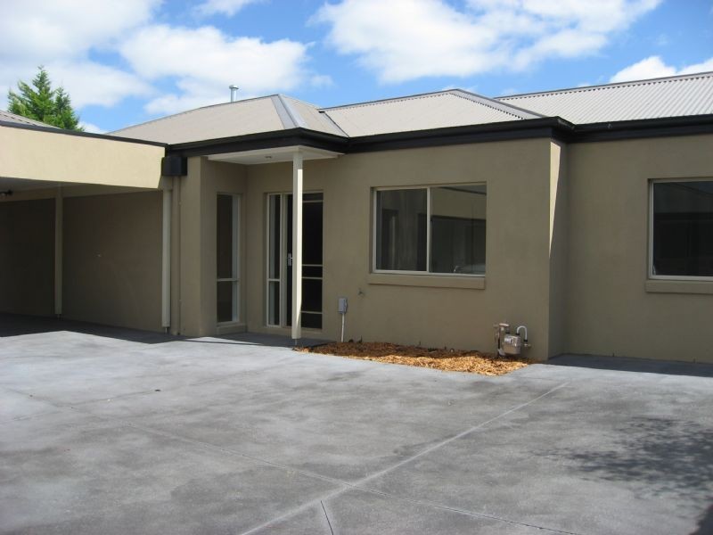 2/60 Mansfield Street, Berwick VIC 3806