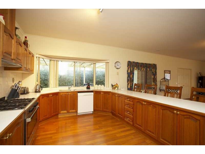 22 Ellesse Way, Berwick VIC 3806