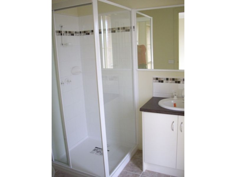 77 Sandalwood Drive, Pakenham VIC 3810