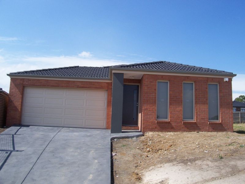 8 Cindy Court, Berwick VIC 3806