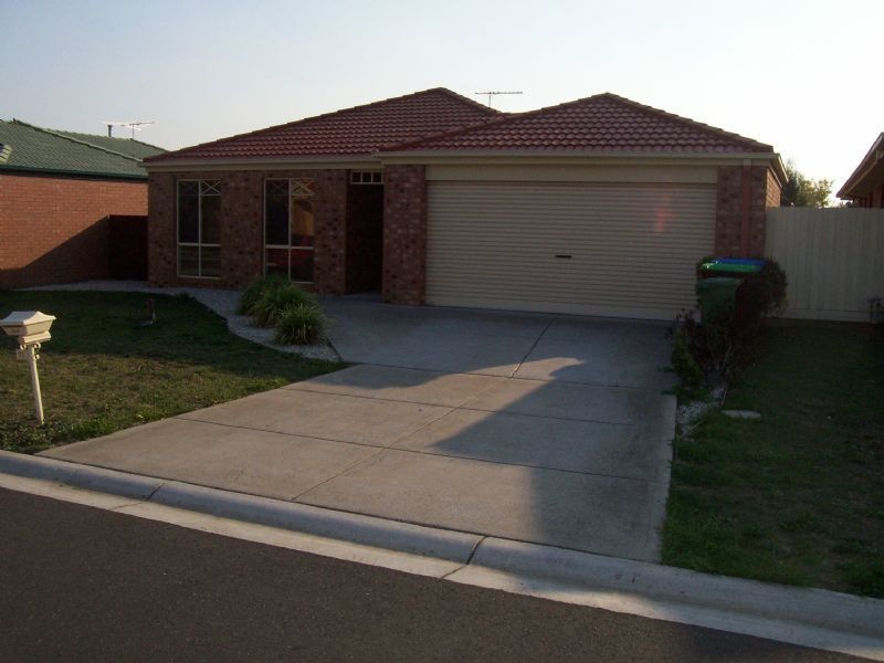 21 Grand Arch Way , Berwick VIC 3806