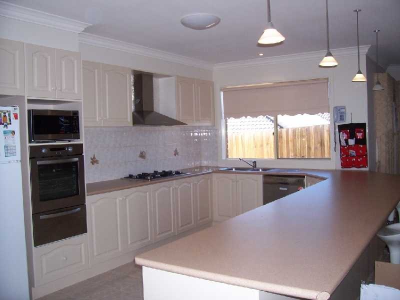 94 Golf Links Road, Berwick VIC 3806