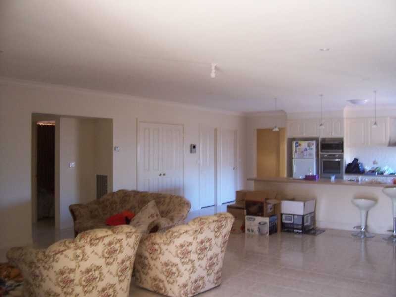 94 Golf Links Road, Berwick VIC 3806