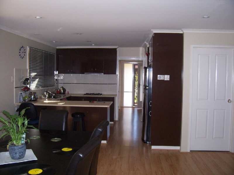 2 Tenandra Court, Berwick VIC 3806