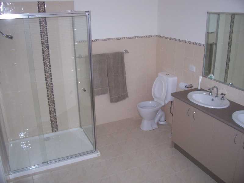 12 Els Court, Berwick VIC 3806