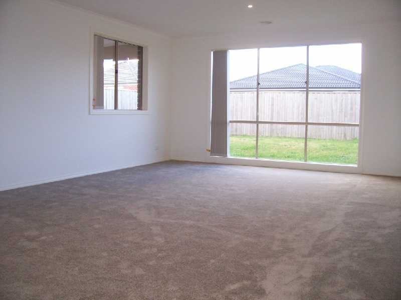 12 Els Court, Berwick VIC 3806