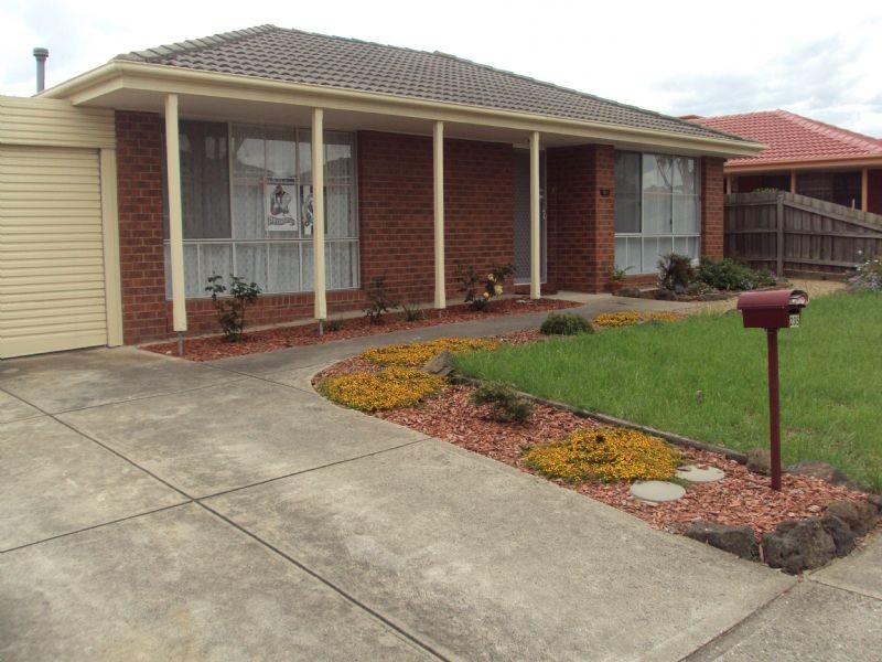 235 Betula Avenue, Mill Park VIC 3082