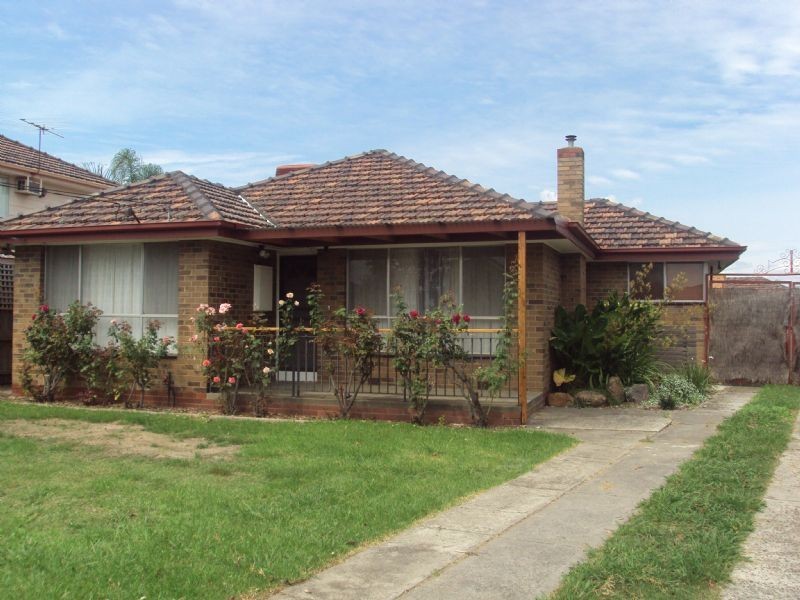 21 Bates Avenue, Thomastown VIC 3074