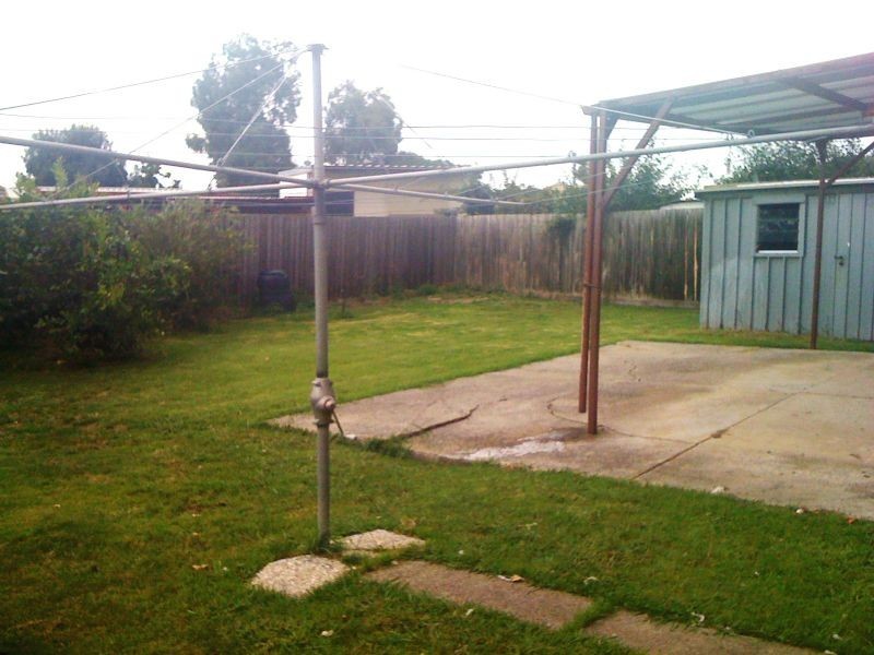 21 Bates Avenue, Thomastown VIC 3074