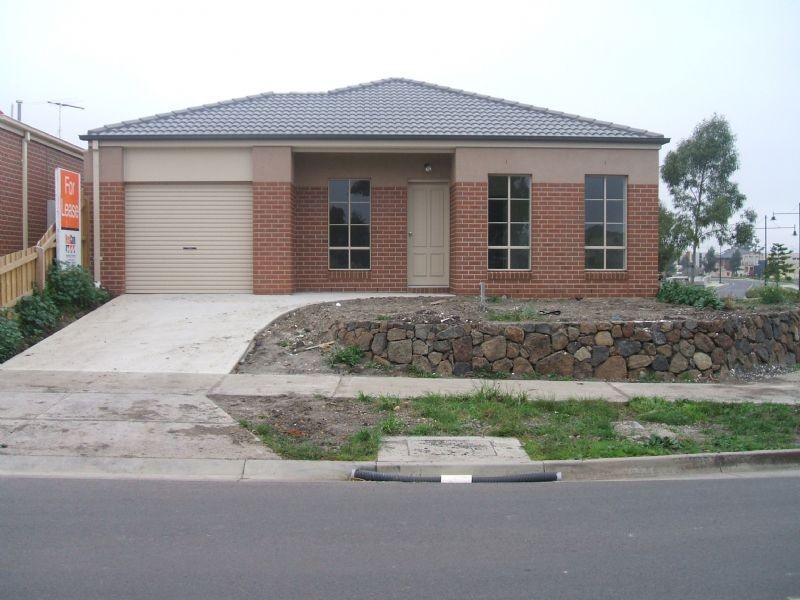 2 Cascade Crescent, Epping VIC 3076