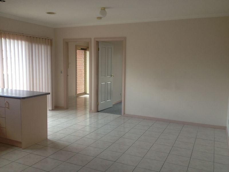 1A Peugeot Pursuit, Mill Park VIC 3082