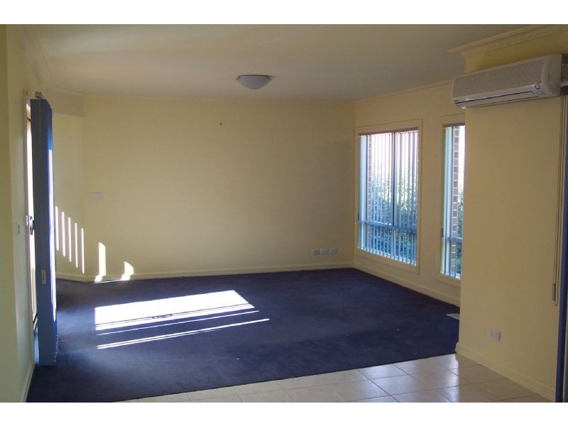 9 Helpman Crescent, Epping VIC 3076