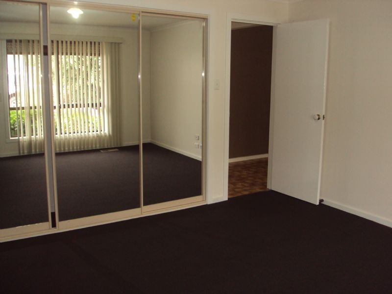 2/15 Spring Street, Thomastown VIC 3074