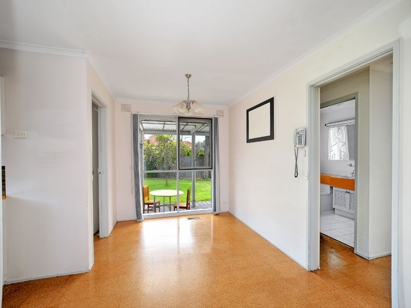 9 Pinnacle Court, Lalor VIC 3075