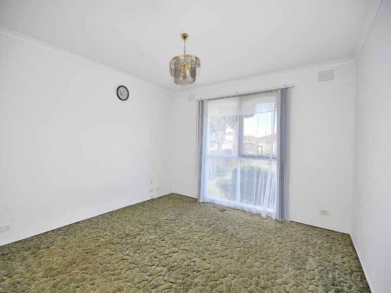 9 Pinnacle Court, Lalor VIC 3075