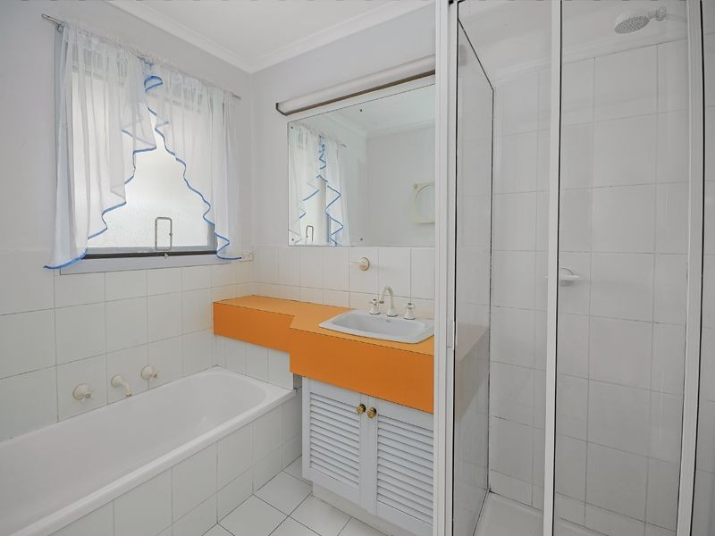 9 Pinnacle Court, Lalor VIC 3075