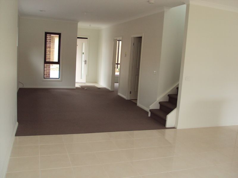 2/38-40 Coulstock Street, Epping VIC 3076