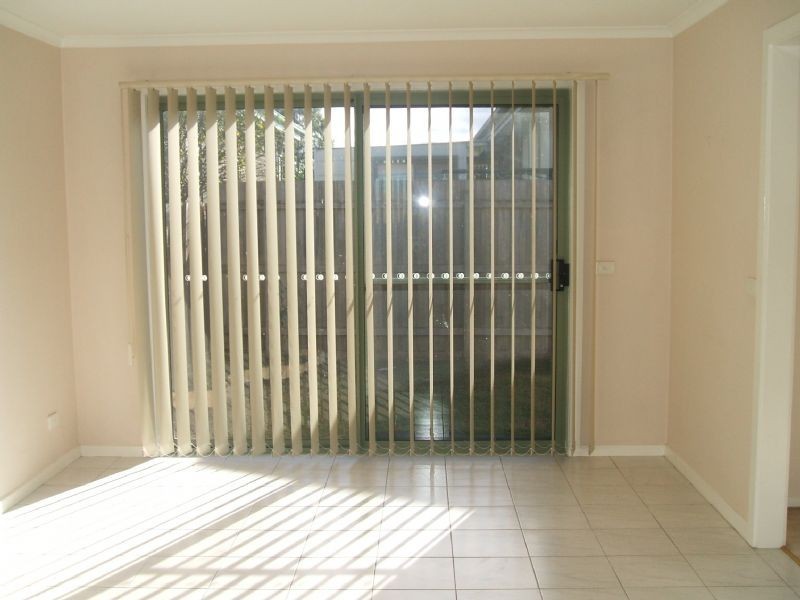 2/11 Memorial Avenue, Epping VIC 3076