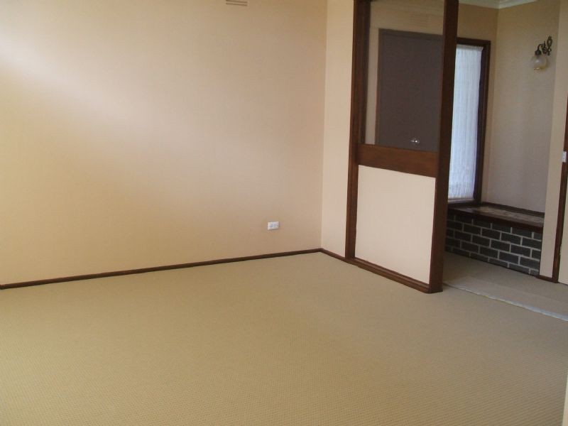 59 Huskisson Avenue, Lalor VIC 3075